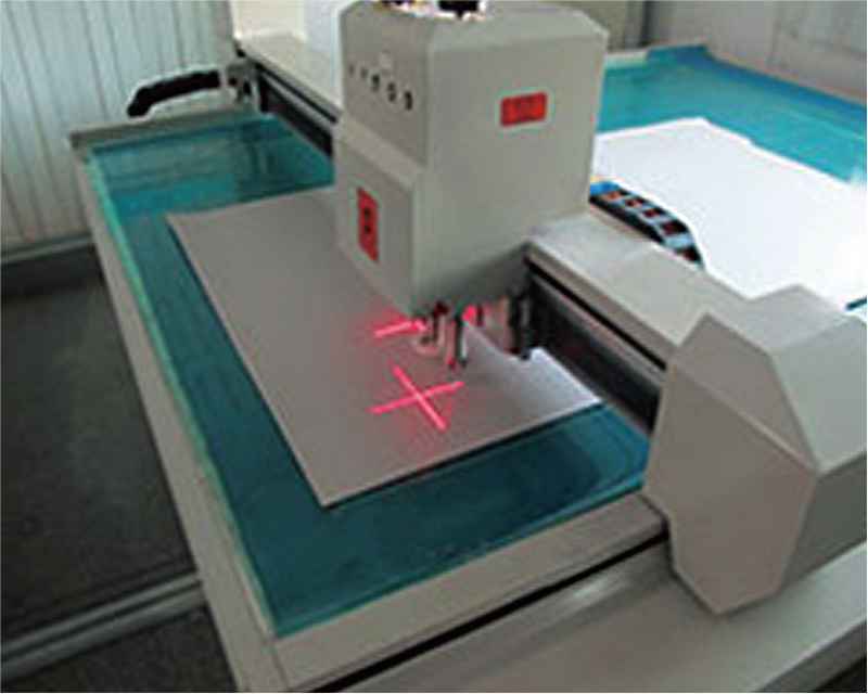 Automatic Sample Cutter