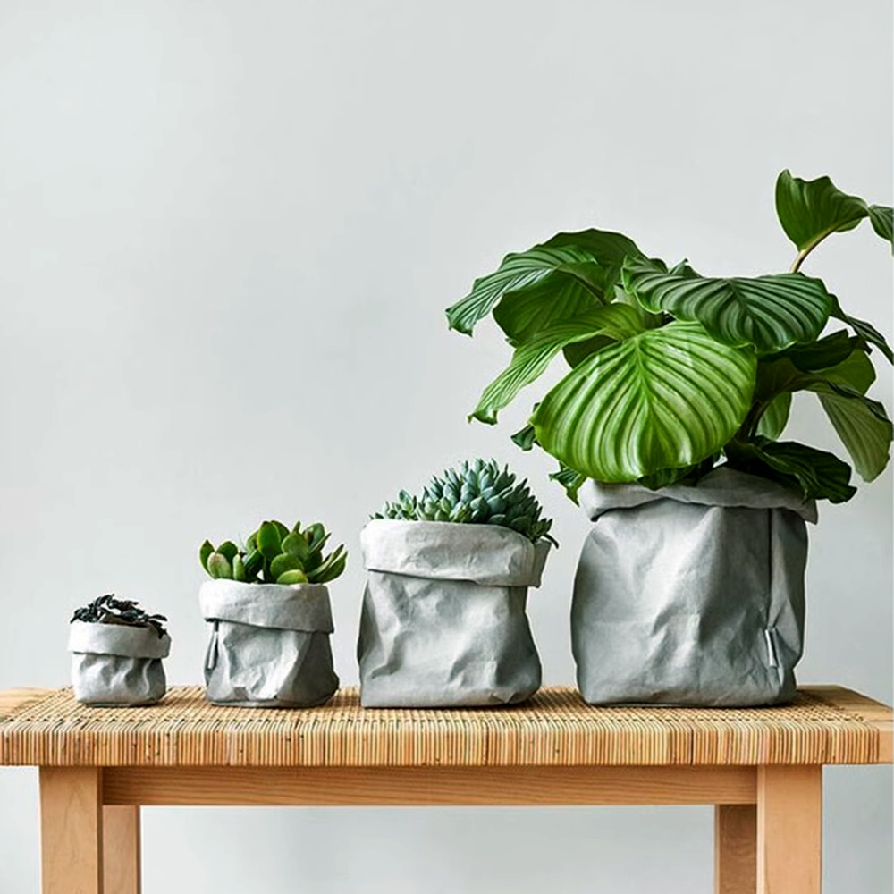 Flowerpots and planting bags